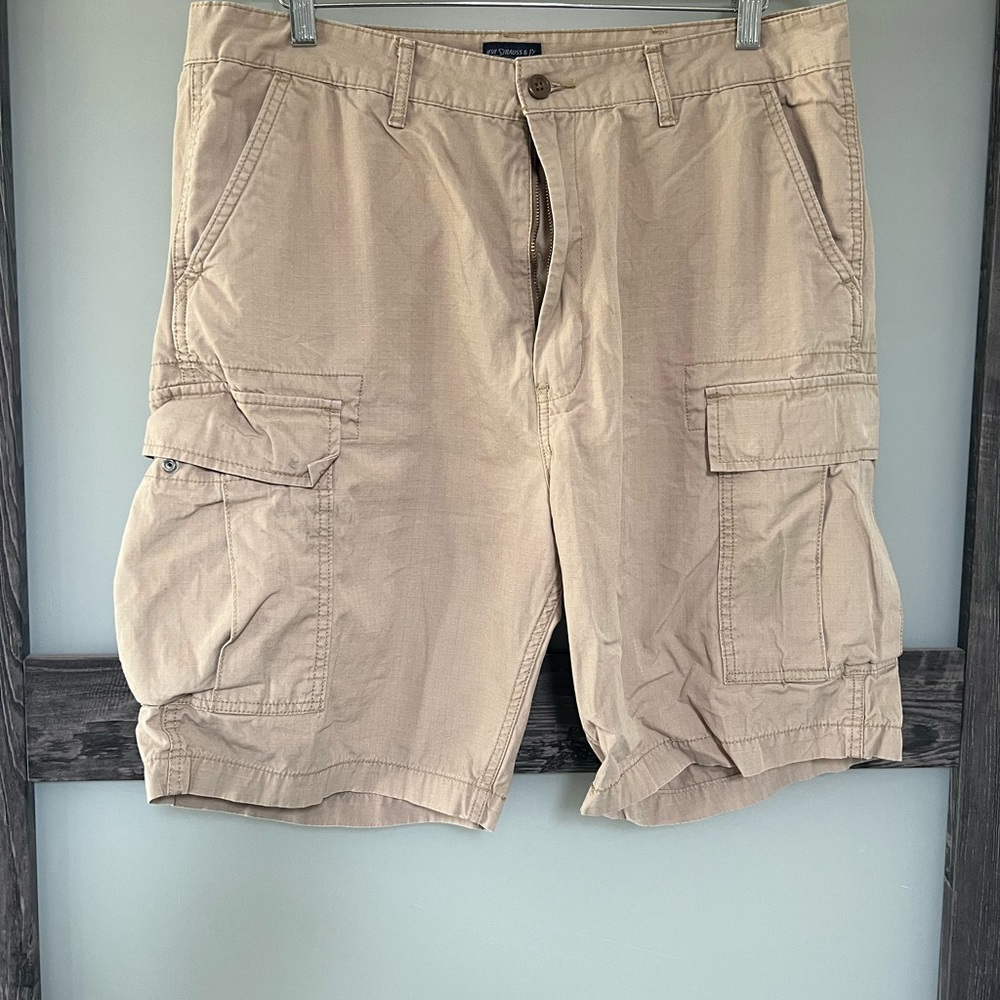 Levi's Mens Carrier Loose Fit Cargo Shorts True Chino… Gem